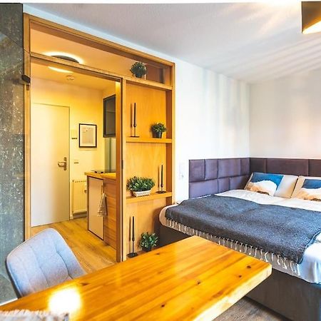 Golden Nugget Inkl Wlan, Parkplatz Detmold Exterior foto